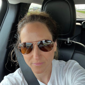 Meet your Posher, Ashley